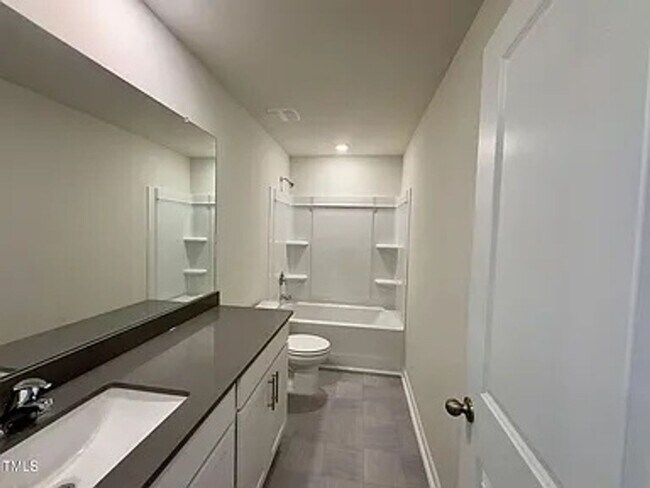 Building Photo - 1823 Hinesley Dr