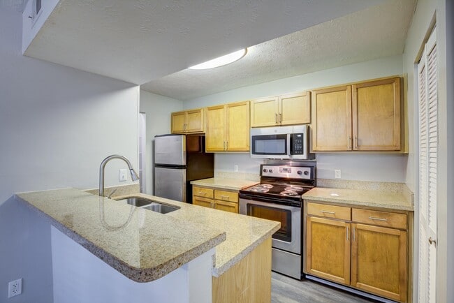 Building Photo - High Ridge Apartments