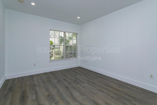 Building Photo - 4352 S Kirkman Rd