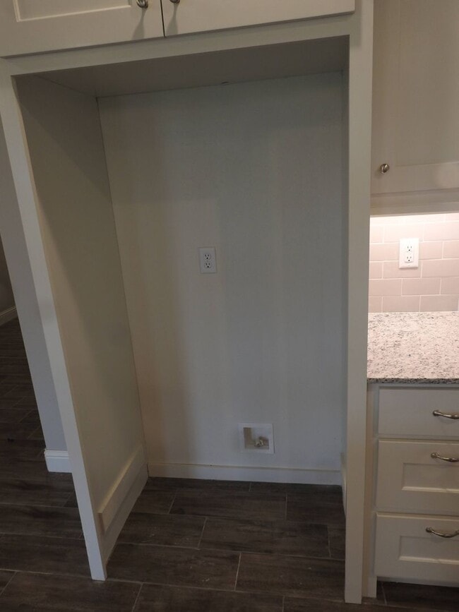 Building Photo - 2021 Construction! 4 Bedroom 2 Bathroom home. Now Leasing