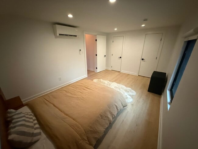 Building Photo - 204 Datura Dr