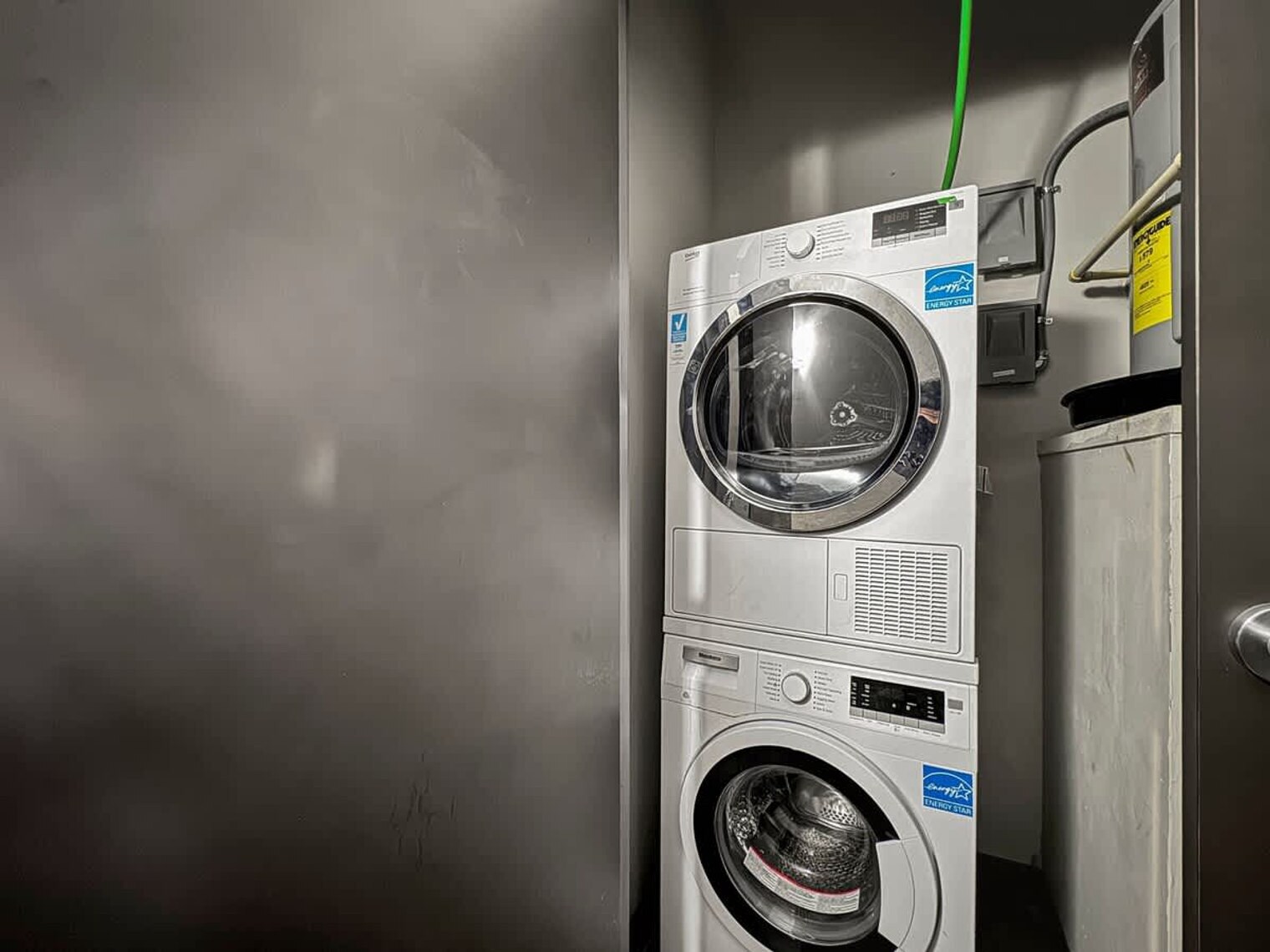 Building Photo - 500 S Ervay St