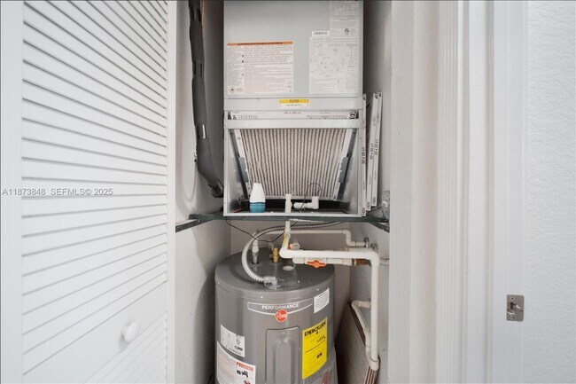 Building Photo - 9021 SW 94th St