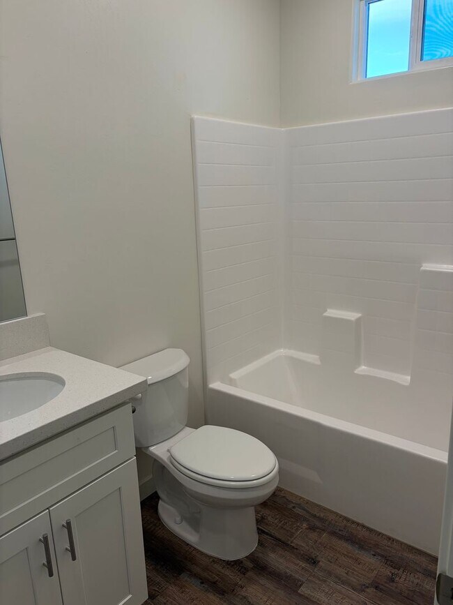 Building Photo - 6007 Cougar Trl