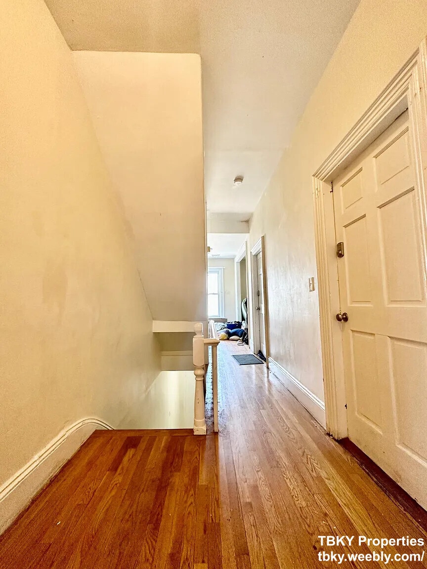 Building Photo - 22 Highgate St