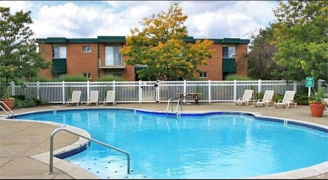 Building Photo - 1980 Axtell Dr