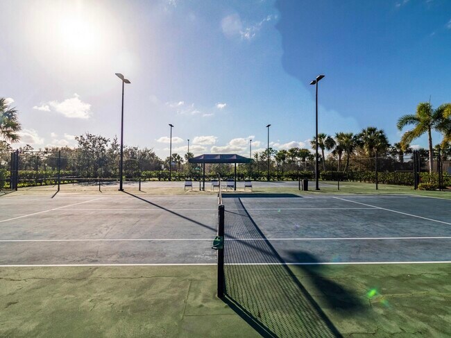 Building Photo - 11355 SW Rockingham Dr