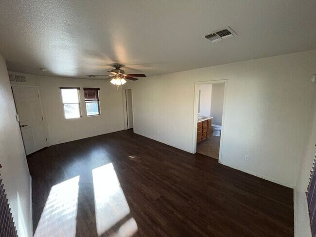 Building Photo - READY TO VIEW NOW! Recently Painted Interi...