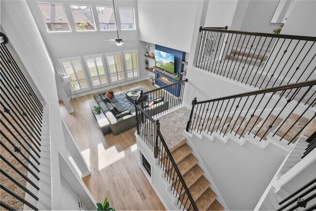 Building Photo - 17346 Camillia Trails