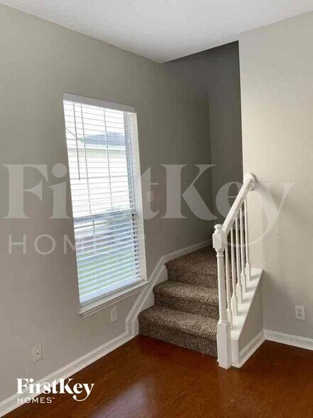 Building Photo - 591 Tribeca Ct