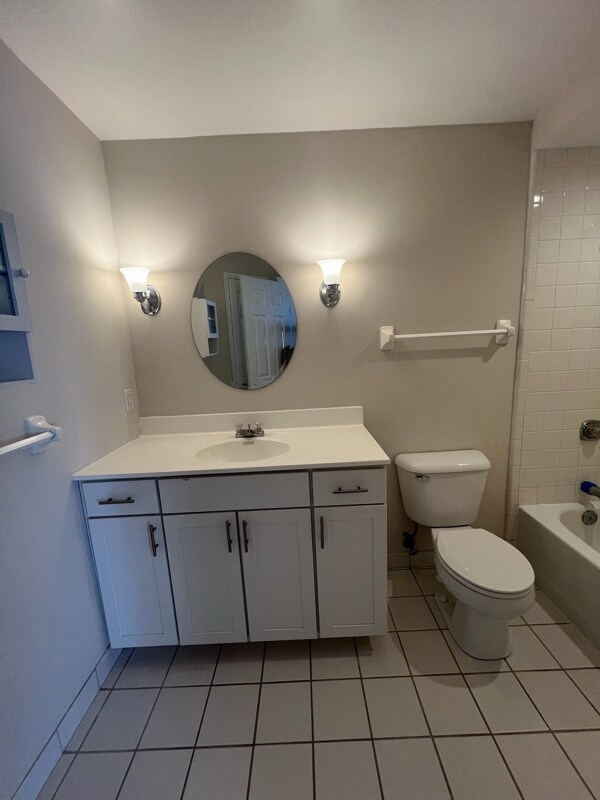 Building Photo - 2326 Upland Pl