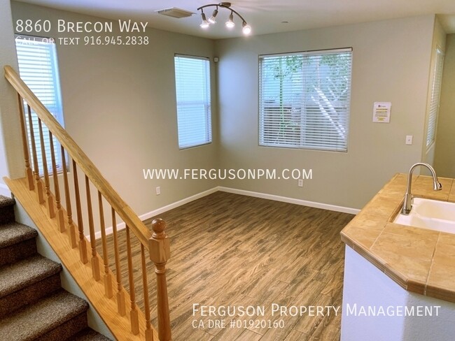 Building Photo - 8860 Brecon Way