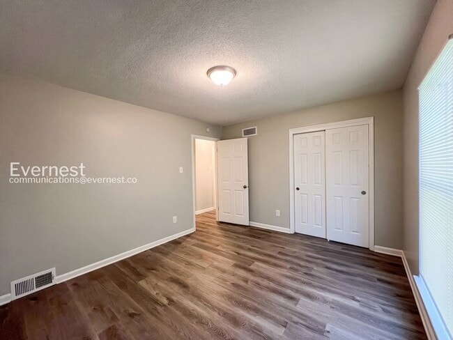 Building Photo - 4257 Renners Rd