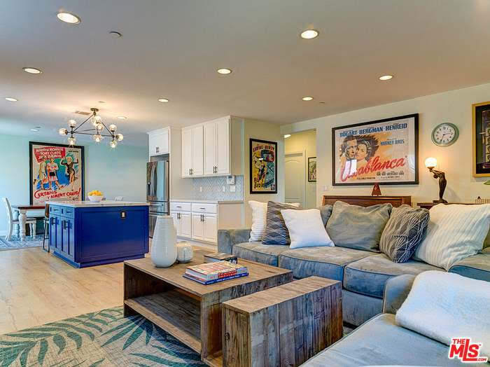 Open plan living area (prior furnishings) - 4431 Purdue Ave