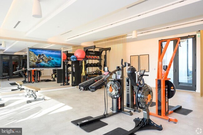 Building Photo - 3130 Potomac Ave