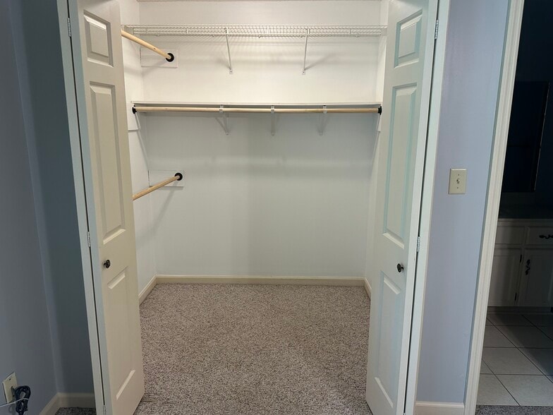 Huge walk in closet - 275 Woodcastle Dr