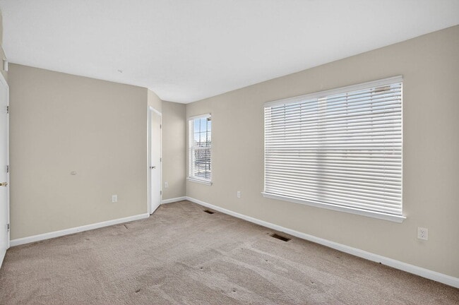 Building Photo - 46095 Maria Way