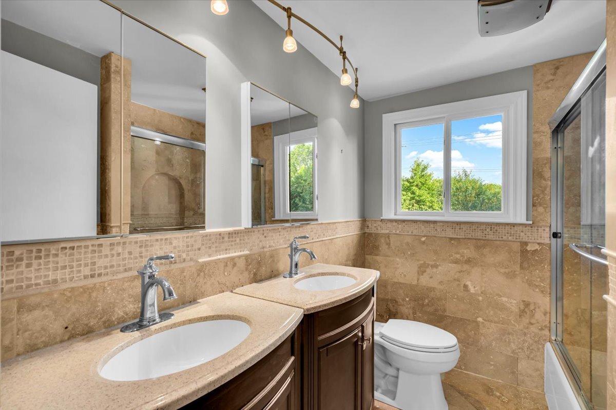 Building Photo - 4158 Cherrywood Dr