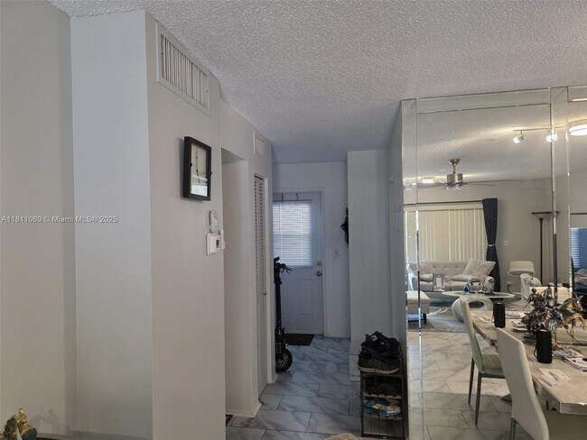Building Photo - 1425 Atlantic Shores Blvd