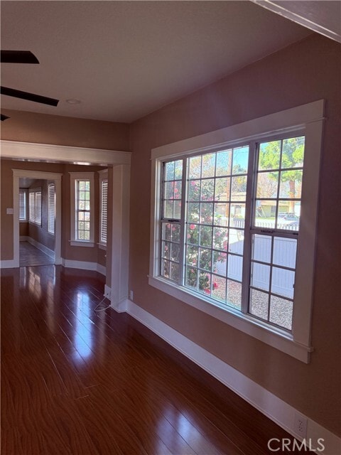 Building Photo - 119 N Cullen Ave