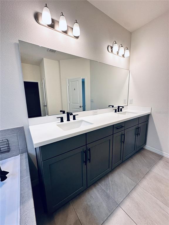 Building Photo - 1563 Sepal St