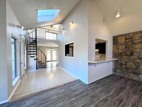 Building Photo - ?Cozy North OKC home with fireplace ?