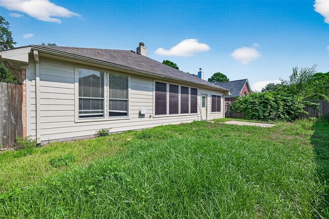Building Photo - 2143 Mossy Trail Dr