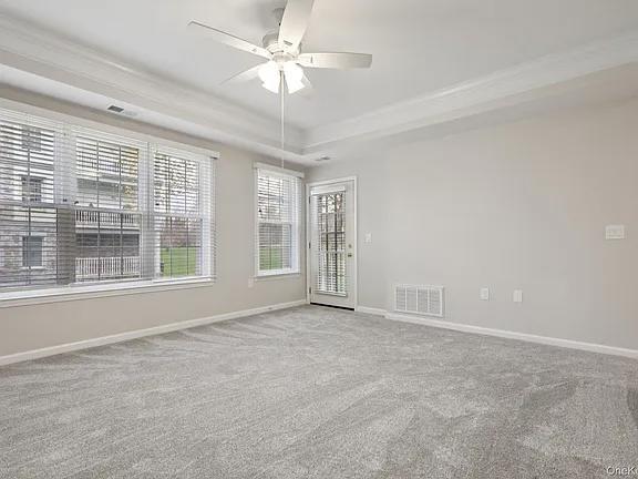 Building Photo - 28 N De Baun Ave