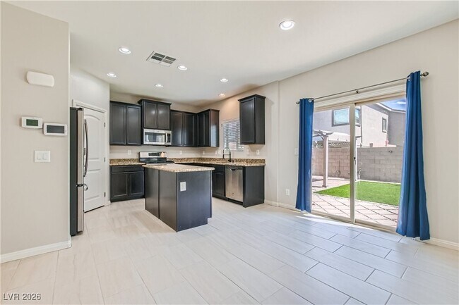 Building Photo - 9137 Sea Mink Ave