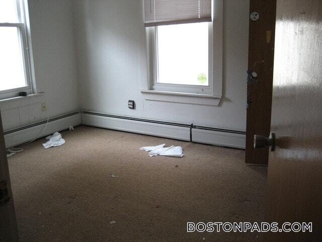 Building Photo - 35 Brookline St