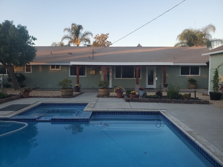 Building Photo - 30161 Westbrook Dr