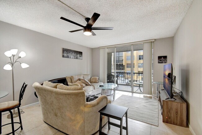 Building Photo - 777 S Federal Hwy