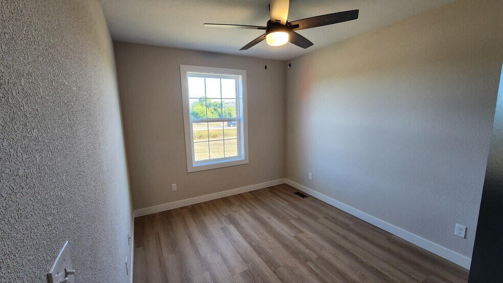 Building Photo - 3319 Stoneway Ct