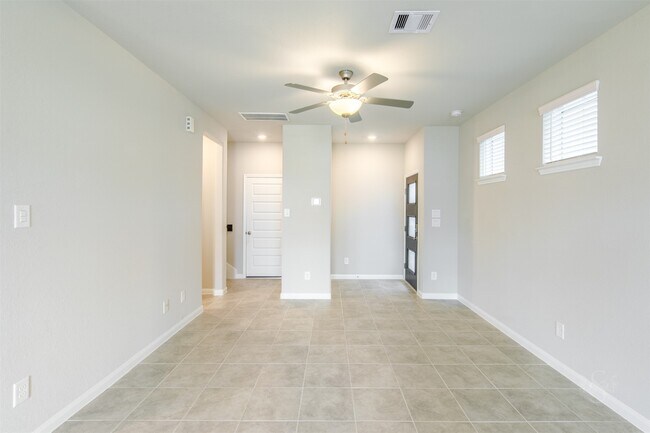 Building Photo - 1524 Beach Oak Dr