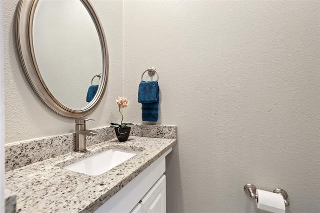 Building Photo - 1114 Wicklow Dr