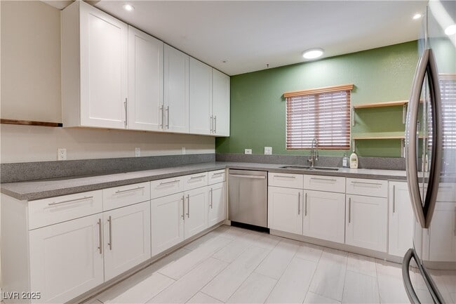 Building Photo - 1244 S 9th St