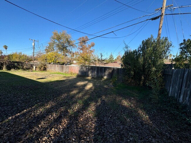 Building Photo - 6049 Cherrelyn Way