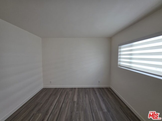 Building Photo - 1433 Brockton Ave