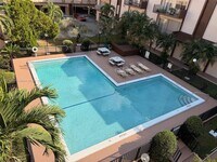 Building Photo - 1950 W 54th St