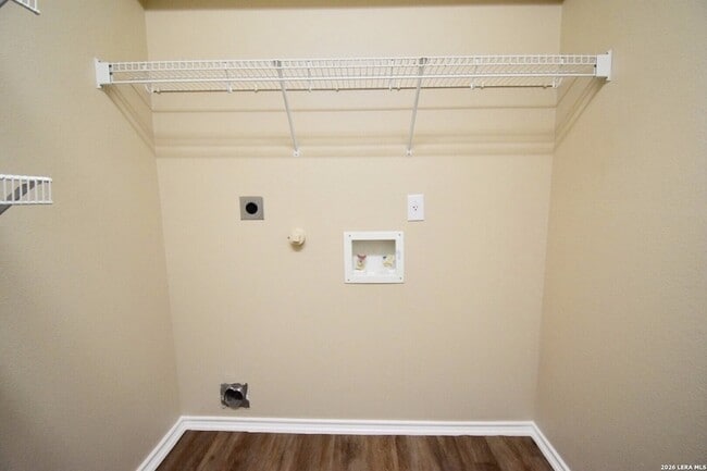 Building Photo - 10527 Cub Haven