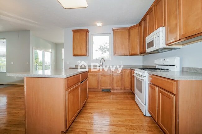 Building Photo - 5343 Royal Brook Dr, Medina, OH 44256