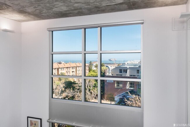 Building Photo - 200 Brannan St