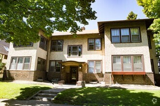 Building Photo - 417-11TH