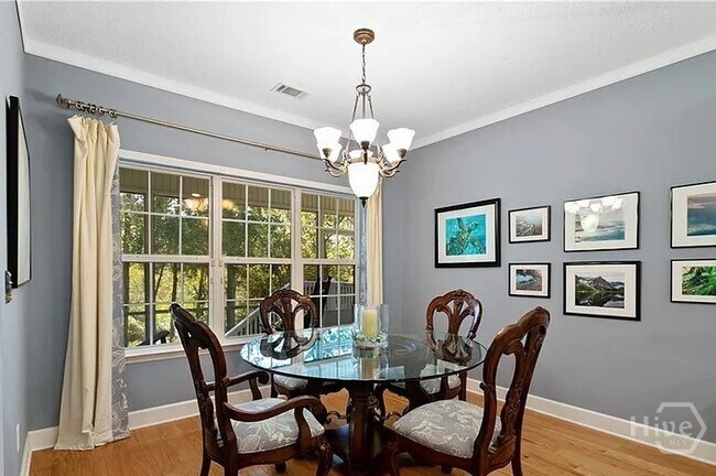 Building Photo - 259 Kelsall Dr