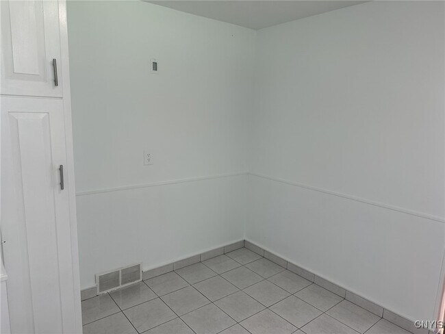 Building Photo - 106 Erregger Rd