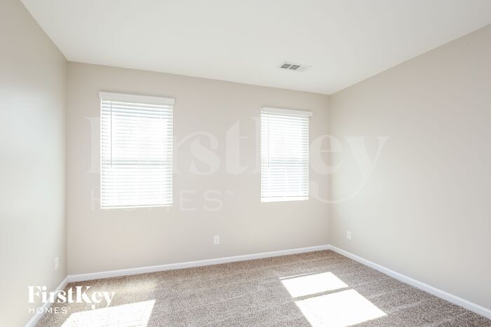 Building Photo - 113 Starbuck Parkway