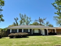 Building Photo - Move-In Ready in Shreveport - Anderson Island Subdivision - 3 br 1.5 ba home for lease