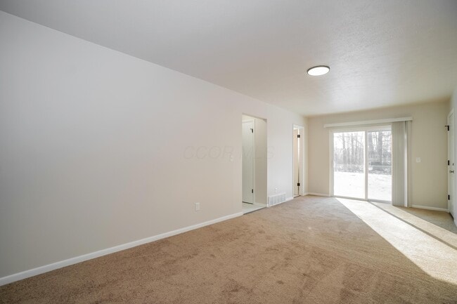 Building Photo - 3391 Compton Dr