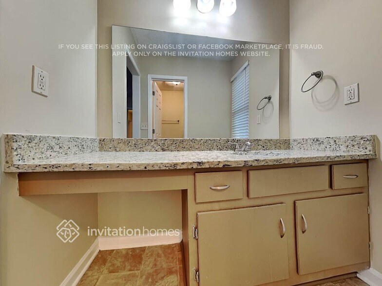 Building Photo - 3817 Old Norcross Rd