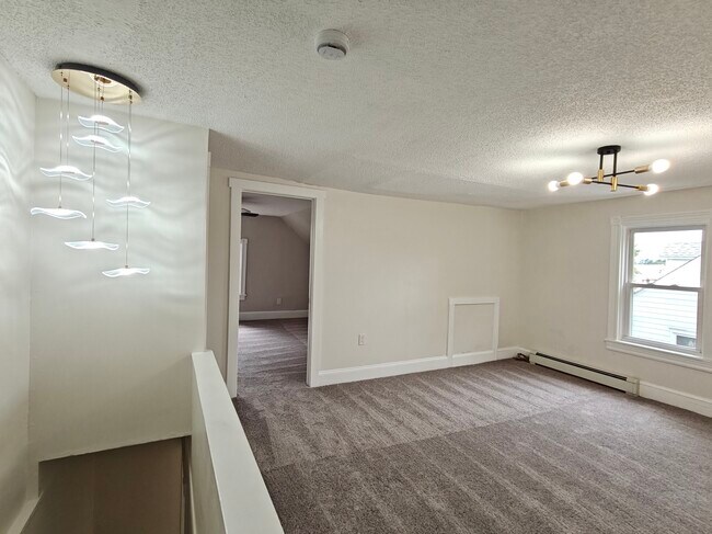 Building Photo - 2146 44th St